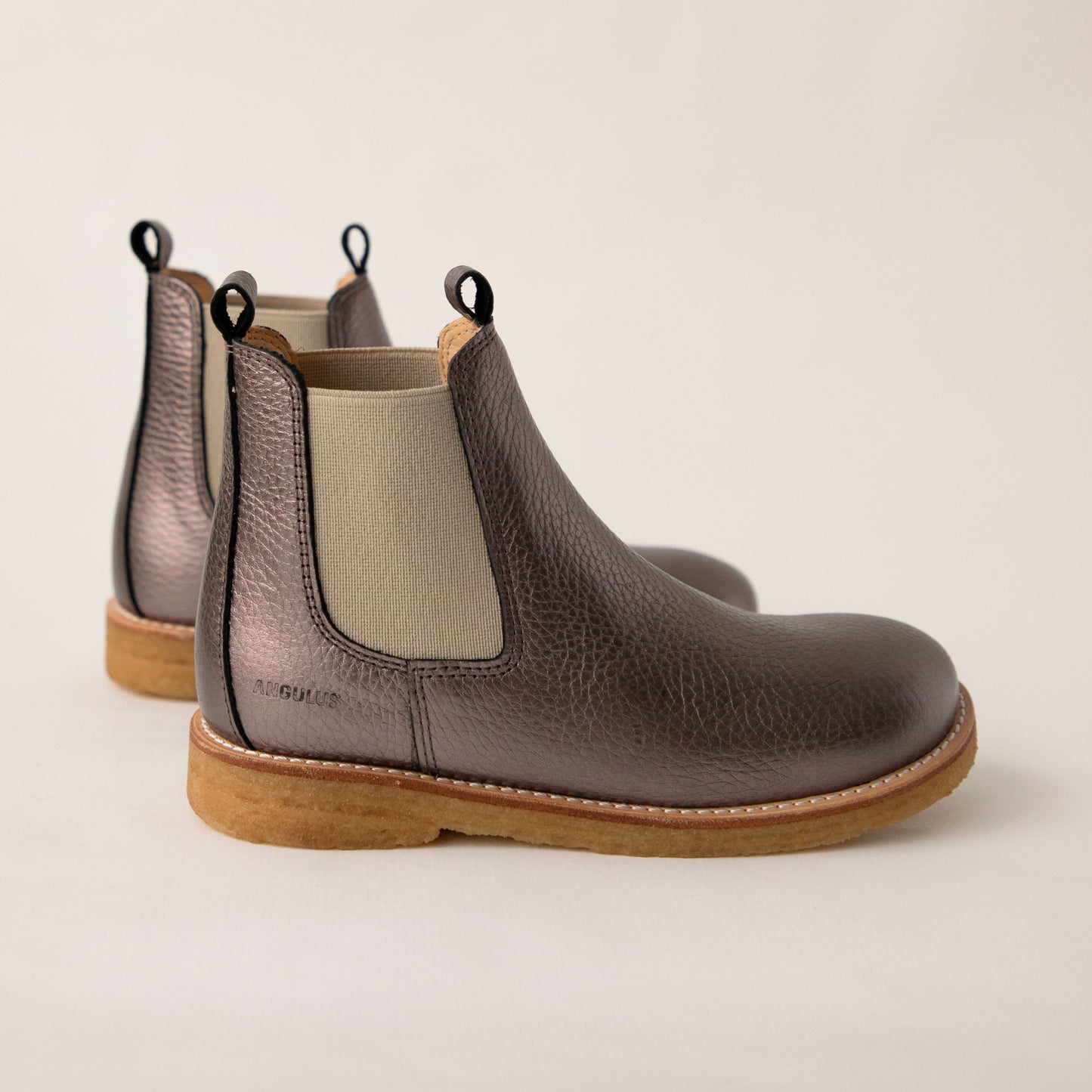 Angulus Chelsea Boots Mauve Shine