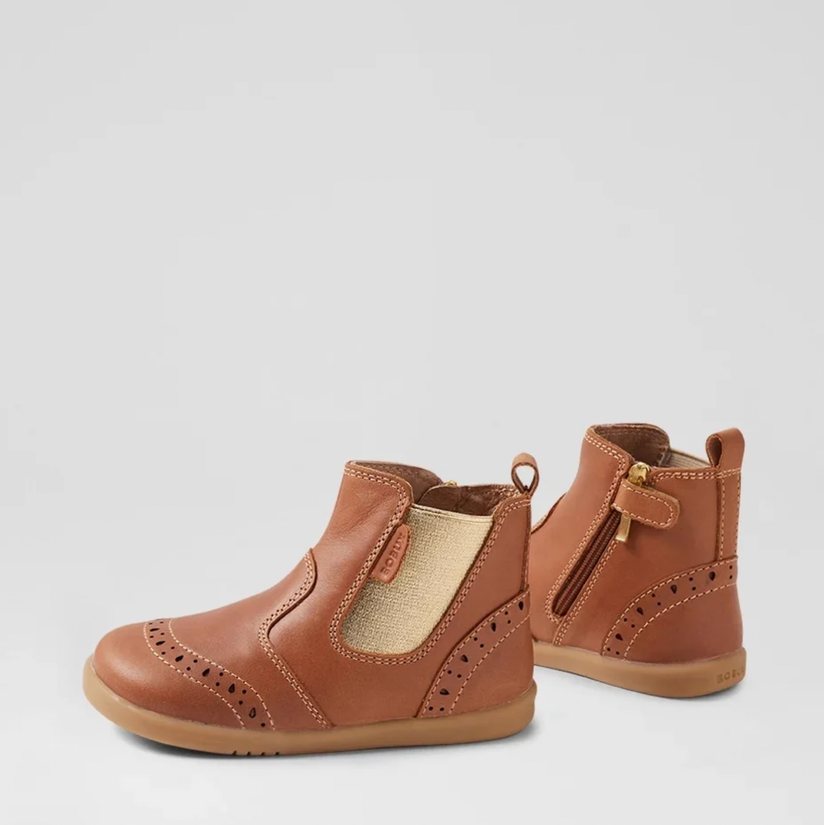 BOBUX - BILLIE CHELSEA BOOT - CARAMEL/GOLD