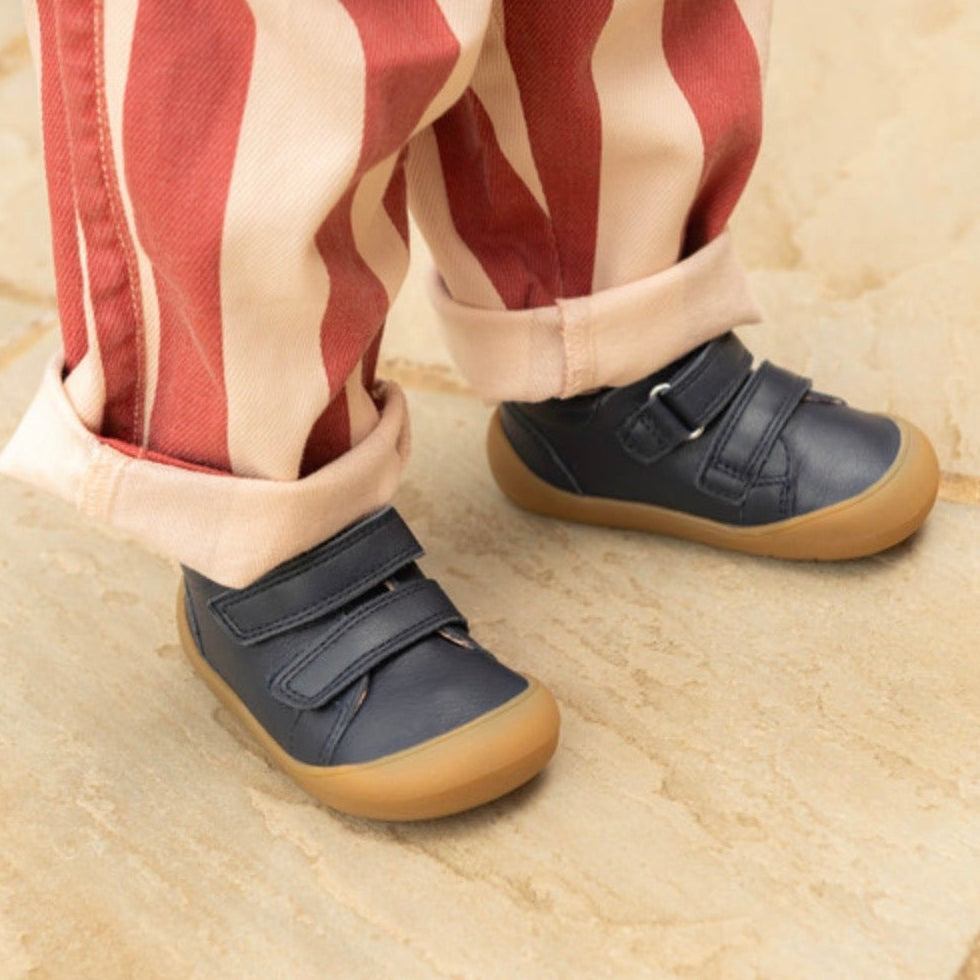 STARTRITE - SCOOT - NAVY LEATHER FIRST WALKER